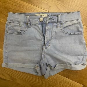 Pacsun “The Shortie” Shorts size 25🤍